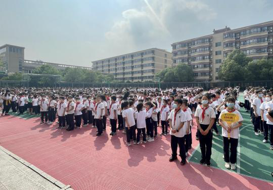 临平区树兰实验学校地震 (消防) 疏散演练                