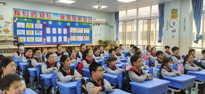 临平区树兰实验学校地震 (消防) 疏散演练                