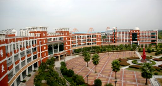 武汉市经济开发区第一中学国际班怎么样呢?开设的是高中班吗?
