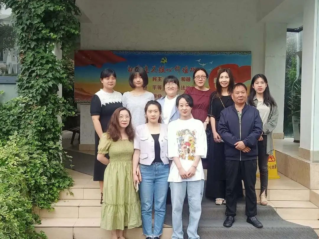 三尺讲台存日月，一支粉笔写春秋——记杭州仁和实验学校优质师资团队                