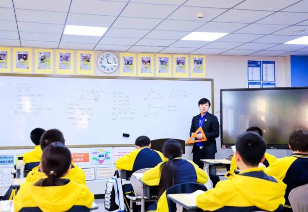 北京新府学外国语学校孩子全区统考，为何成绩稳拿前三? _ 北京新府学外国语学校