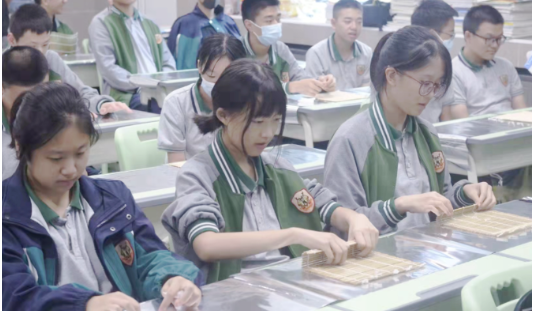 实外西区国际部中日班招生哪个年级?2022年学费多少呢?