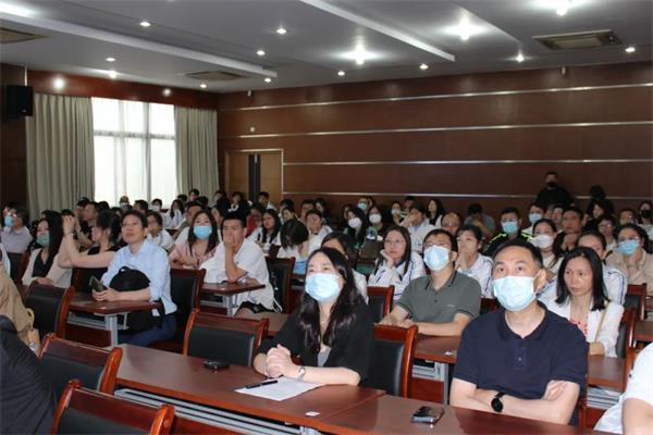 杭州师范大学附属中学国际部准高三学生家长会圆满落幕