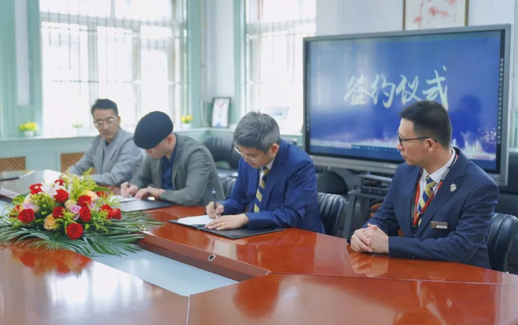 祝贺笛卡尔学院与天津法拉古特学校合作开设法语国际高中项目正式签约仪式圆满成功！ _ 美国法拉古特学校天津校区