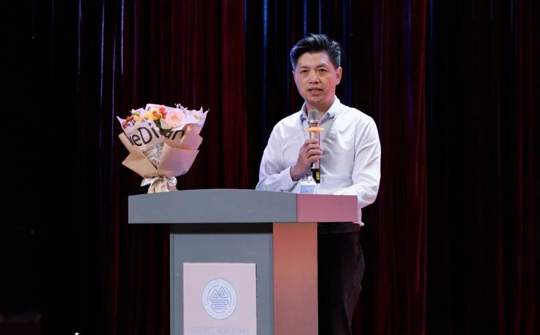 毕业季| 我们和初中说再见，却不跟青春道别 - 湖州帕丁顿双语学校