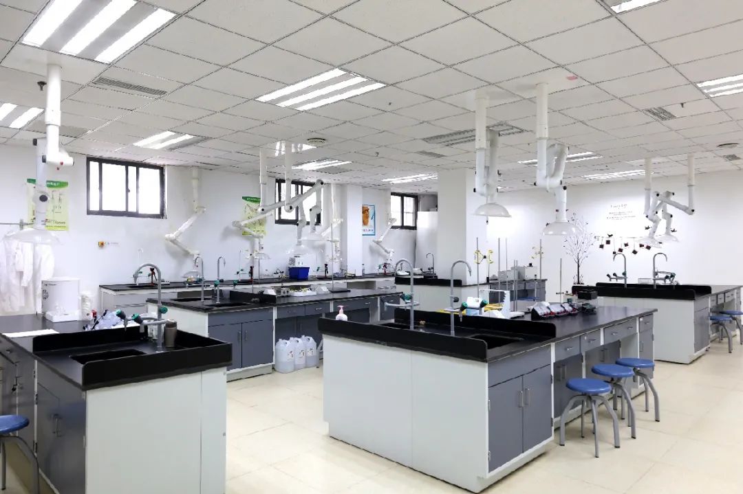 2022年上海美达菲学校秋季招生简章介绍
