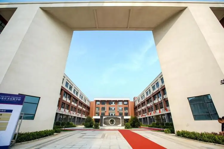金铭钥学校介绍
