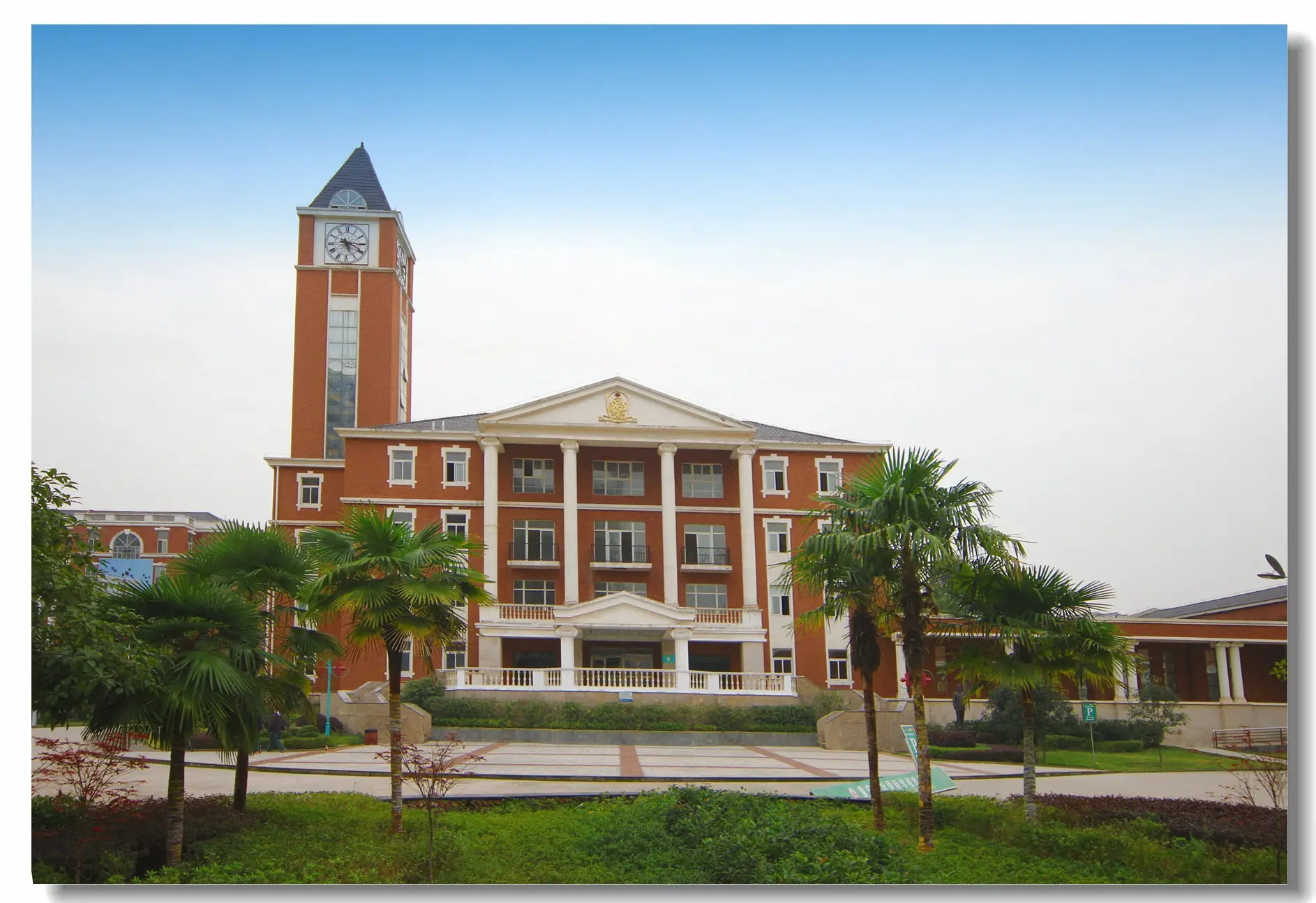 重庆枫叶国际学校介绍