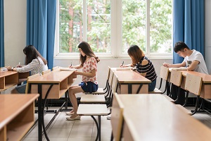 北京爱迪国际学校香港高中班录取分数线是多少呢? _ 北京爱迪国际学校