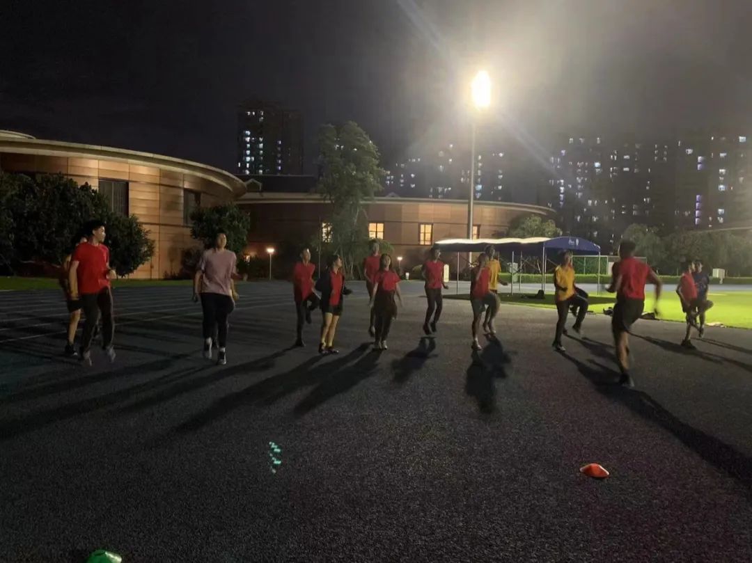 清澜山双语初中部|首届生地中考 - 炙热六月,青春无憾 - TsinglanSchool