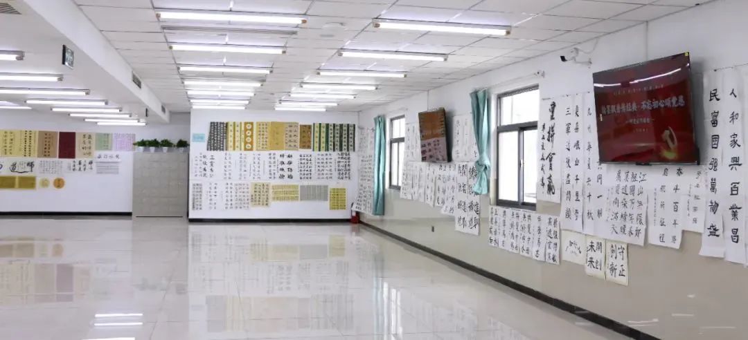 石家庄市民办教育协会书画展向我校发来喜报！                