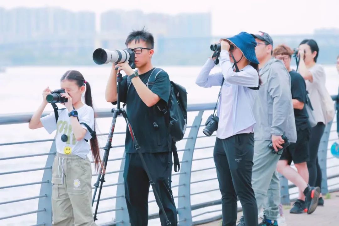 上海宏润博源17岁团长的艰辛路程                