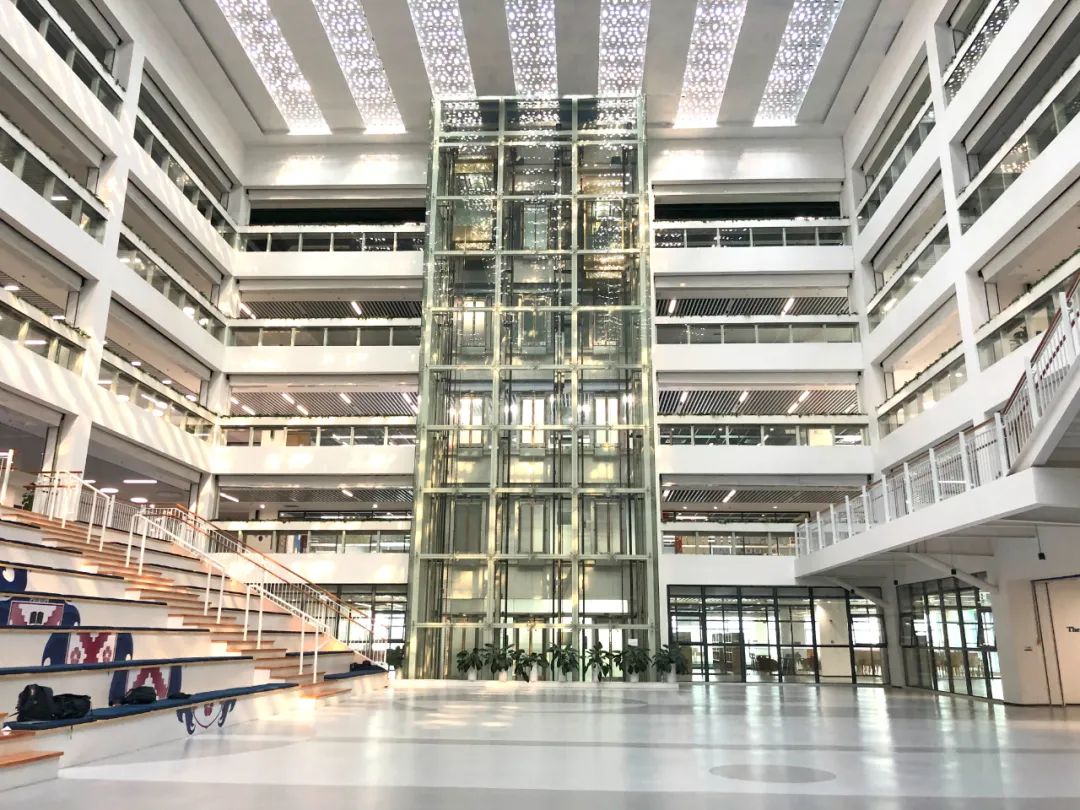 深圳曼彻斯通城堡学校怎样?千万奖学金等你来拿！                