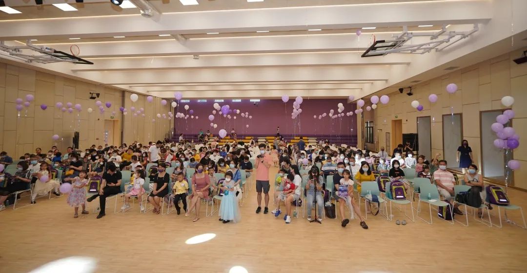 广州市华美英语实验学校新生入学回顾                