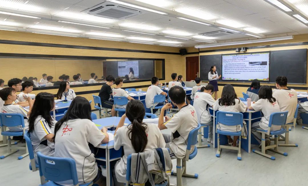 广州市华美英语实验学校给你后疫情时代留学首选                