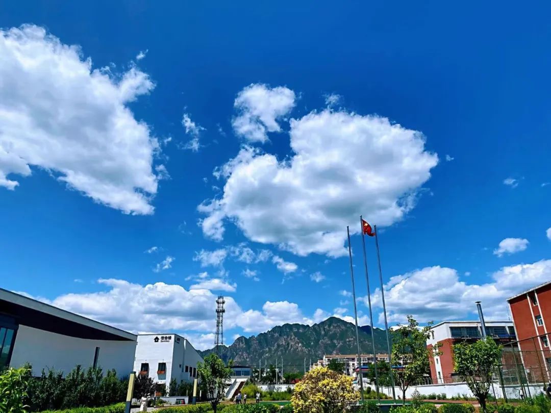 北京佳莲学校举办学期结业式                