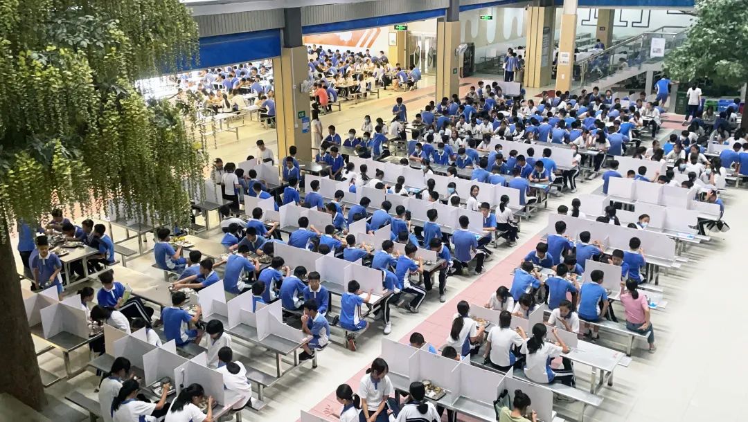 2023年深圳市美中学校中考复读招生简章介绍