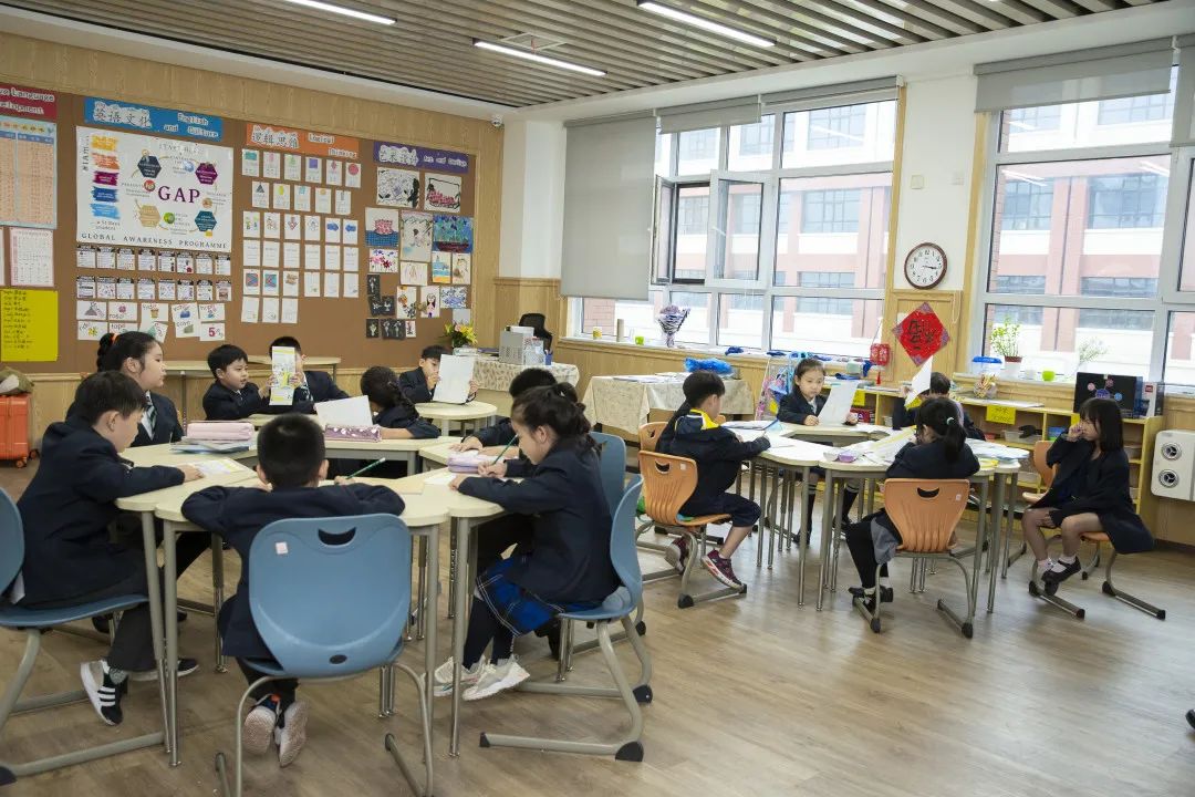 金铭钥学校校庆暨暑假亲子游园会                