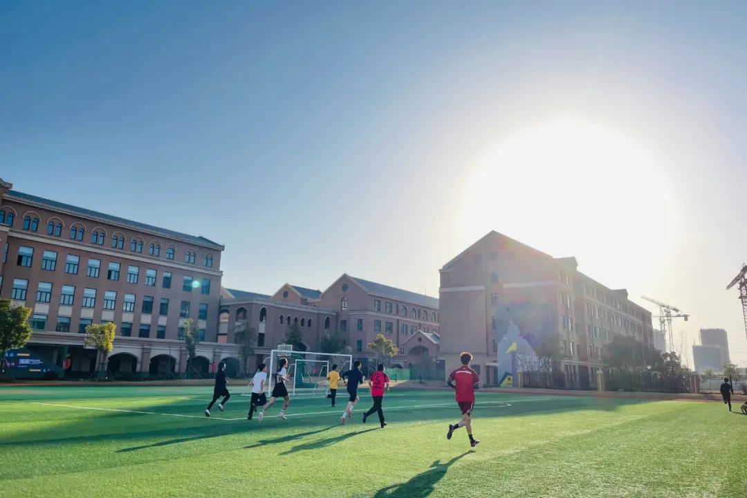 上海诺思兰顿国际学校怎么样呢?听听在读学子的心声                