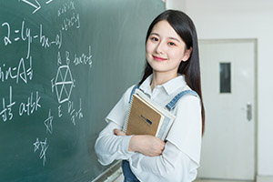 北京新府学外国语学校高中都是留学的吗，能参加高考吗? _ 北京新府学外国语学校