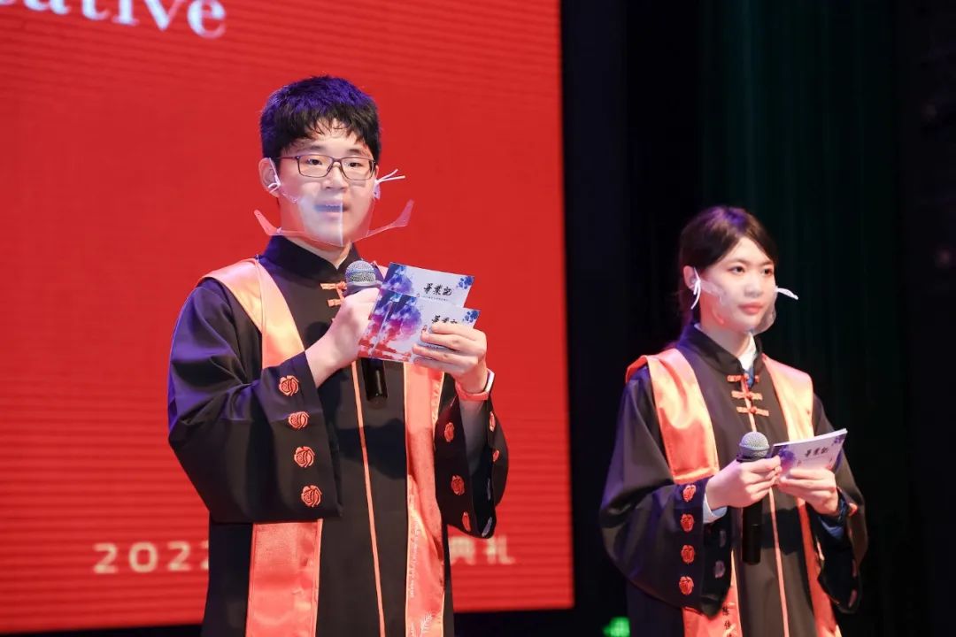 华旭双语2022毕业生成长故事：祝融                