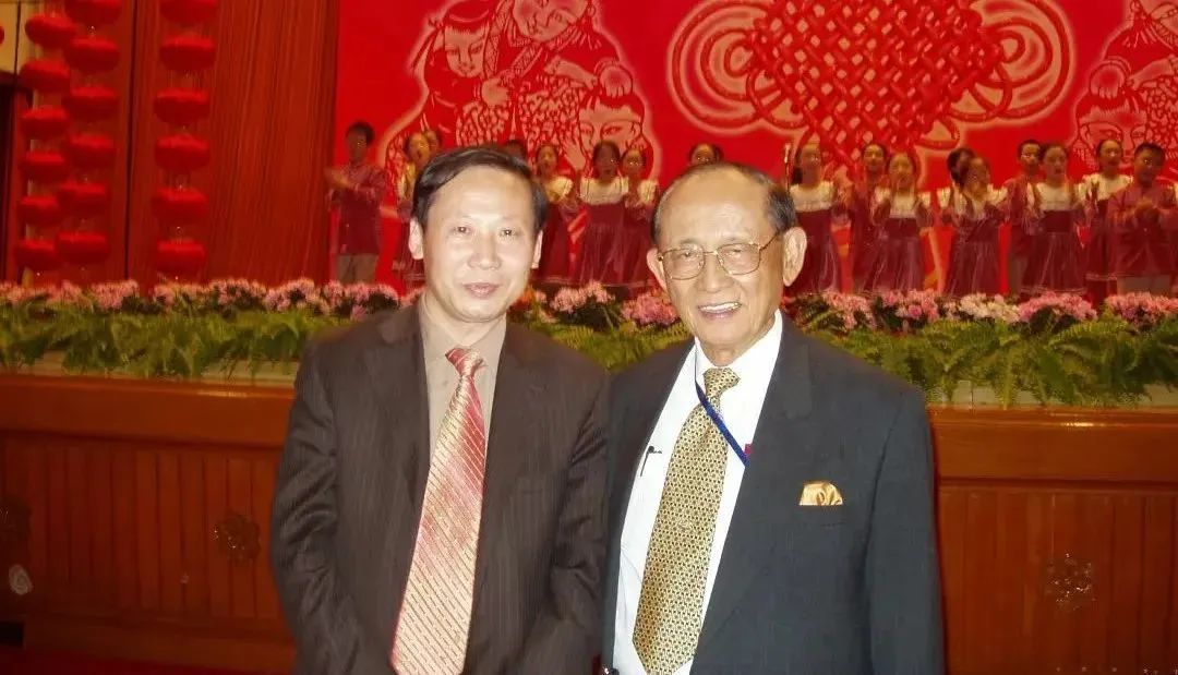上海德英乐学院教育总督学                