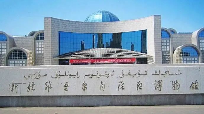 杭州育海外国语开展寻访红色密码主题教育活动                