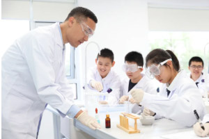 秋季开学在即，北京朝阳区赫德学校国际高中还有插班名额吗? _ 北京市朝阳区赫德学校