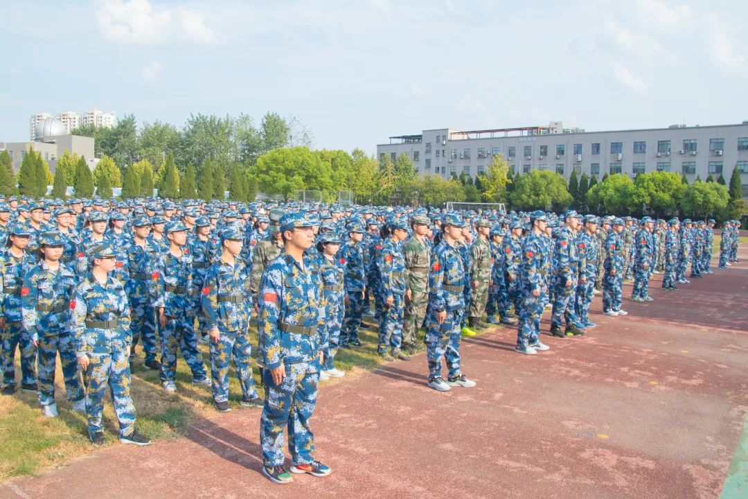 杭州师范大学附属中学2022学年军事训练开营式                