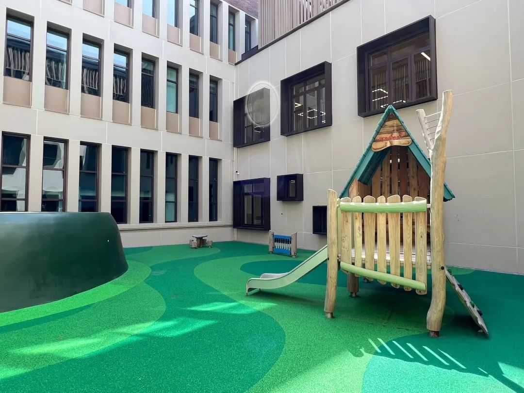 深圳超大户外的国际化幼儿园有有哪些呢?                