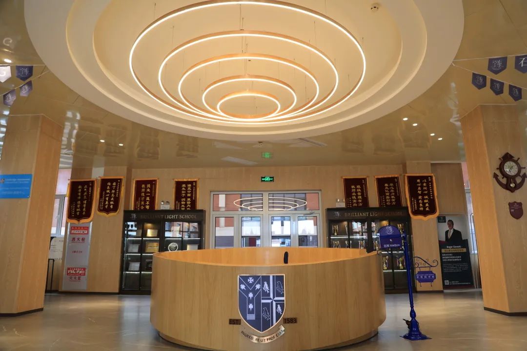 石家庄金铭钥学校荣获必达亚洲BEED AWARDS 2022理想校园——“潜力新星学校”                