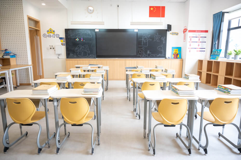 芭德美际学校学校环境如何?