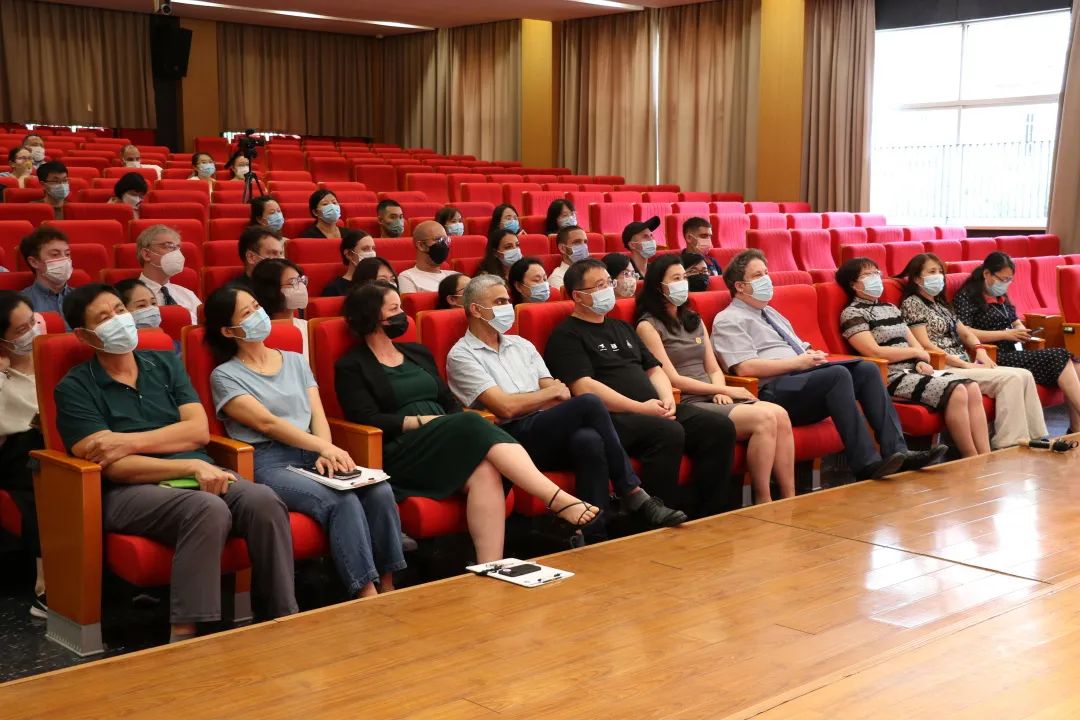 上海闵行区协和双语教科学校新学期教师培训活动                
