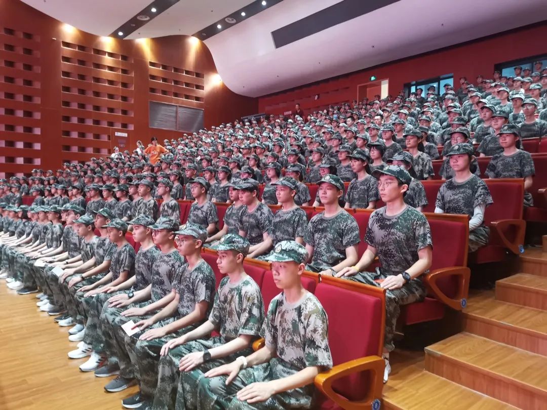 杭州高级中学国际部国际部军训日记                