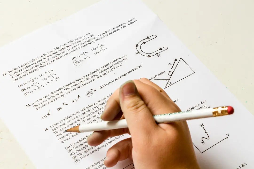 国际学校的数学和公立学校的数学哪个好?                