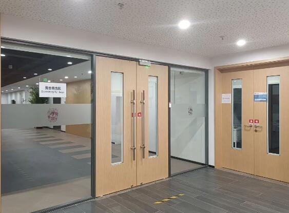 北京德闳学校宿舍环境好不好?看宿舍装修图 _ 北京德闳学校