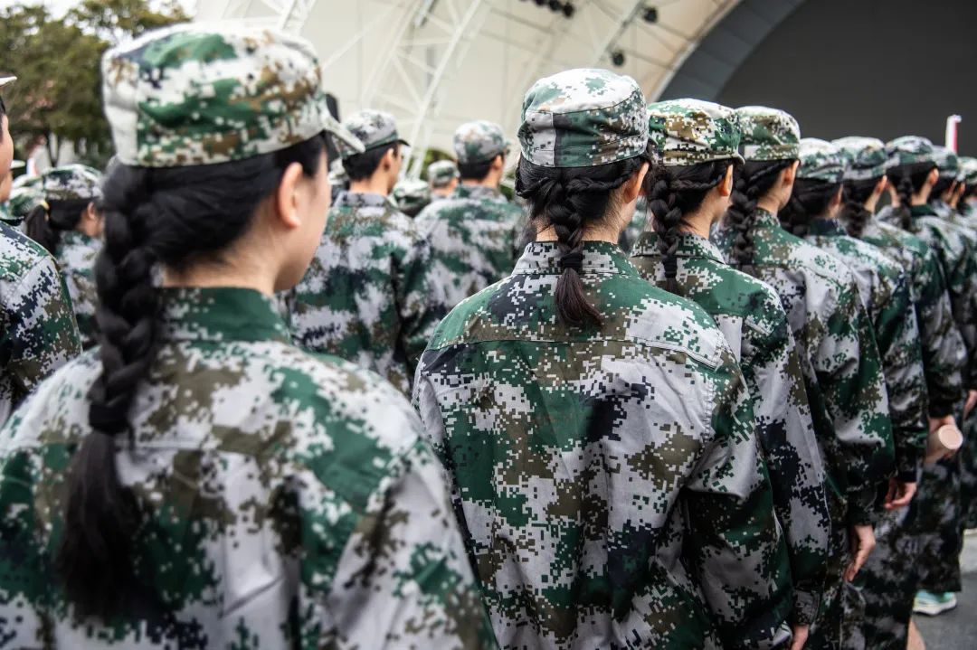 记2022年上海世外中学高中部年级活动                