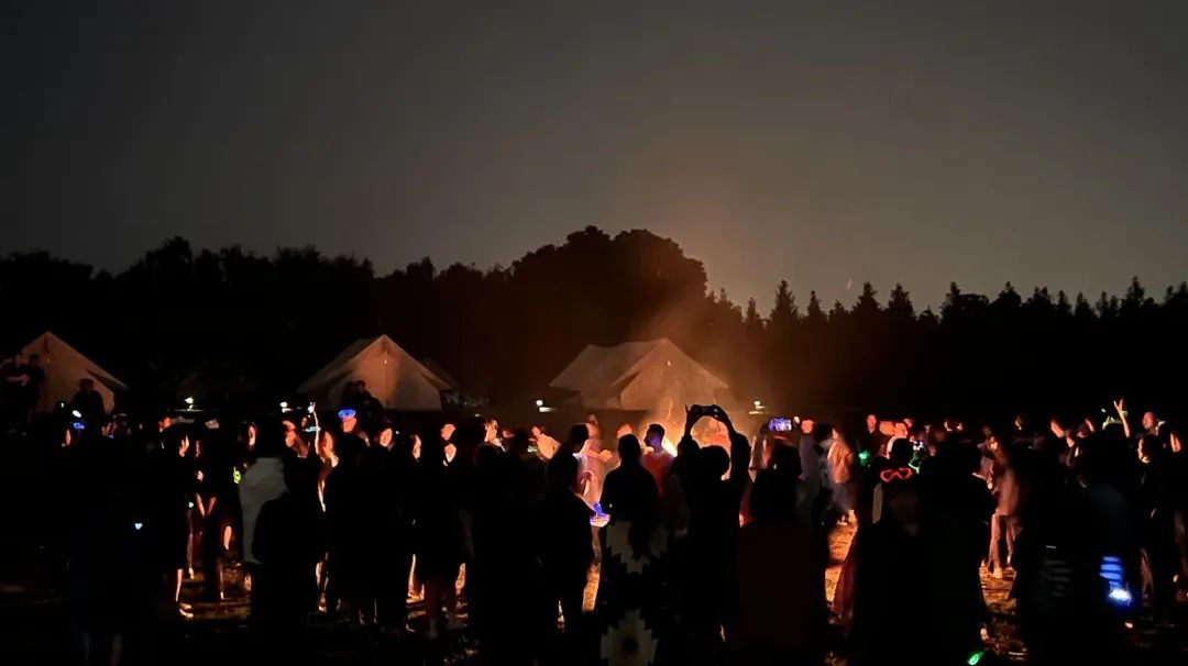 记2022年上海世外中学高中部年级活动                