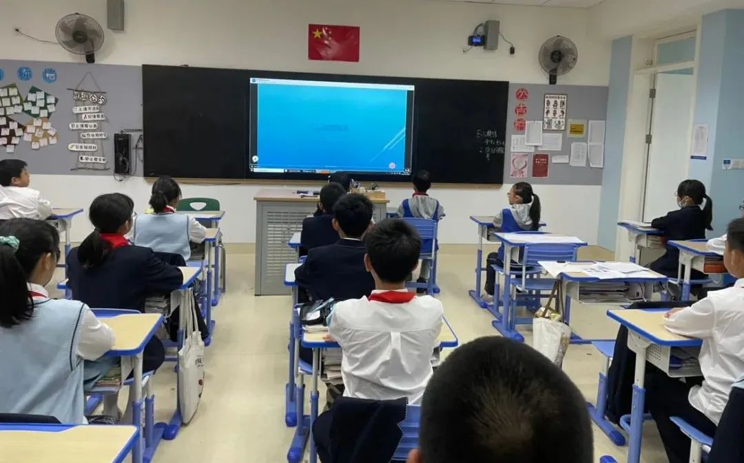 上海世外教育附属浦江外国语学校初中部“家长进课堂”活动                