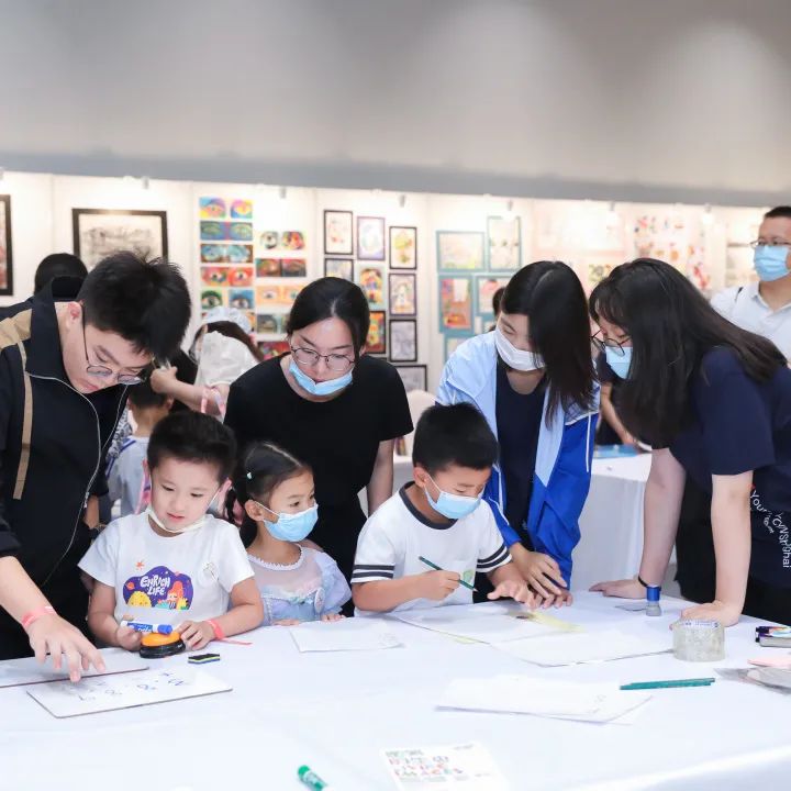 2022耀中耀华国际学校TEDx来了！用科技和艺术照亮未来                