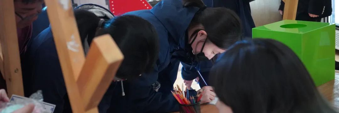 上海诺科国际学校心理沙龙活动：爱自己在每一天                