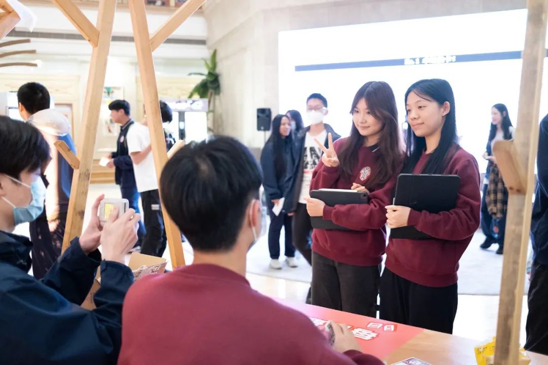上海诺科国际学校心理沙龙活动：爱自己在每一天                