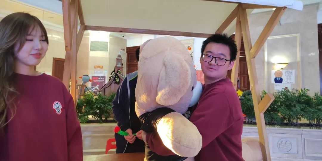 上海诺科国际学校心理沙龙活动：爱自己在每一天                