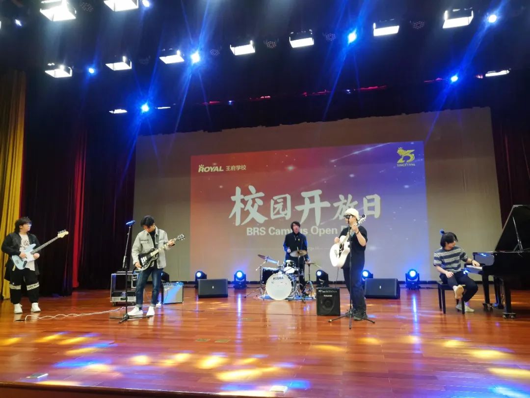 2022届北京王府学校毕业生李哲：招生官当场发offer                