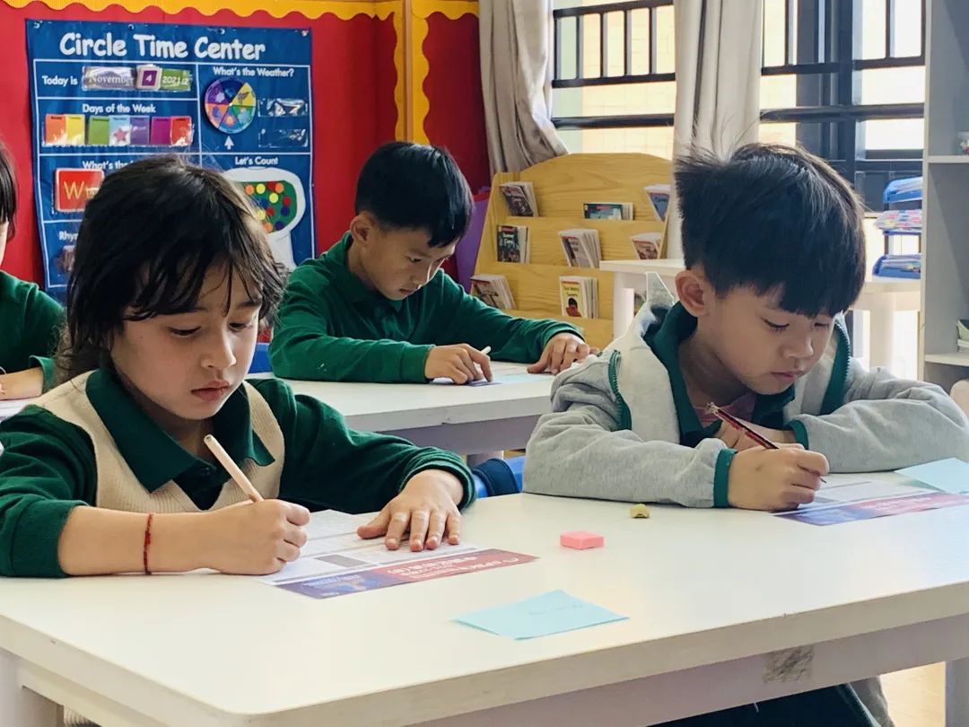昆明市青苗国际学校教你积累单词有多重要！                