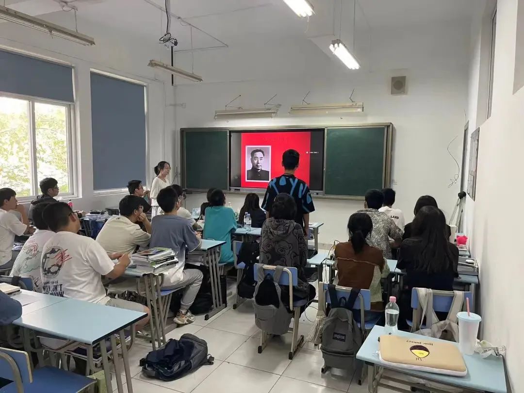 中加枫华国际学校学习“周恩来楷模精神”系列活动回顾                