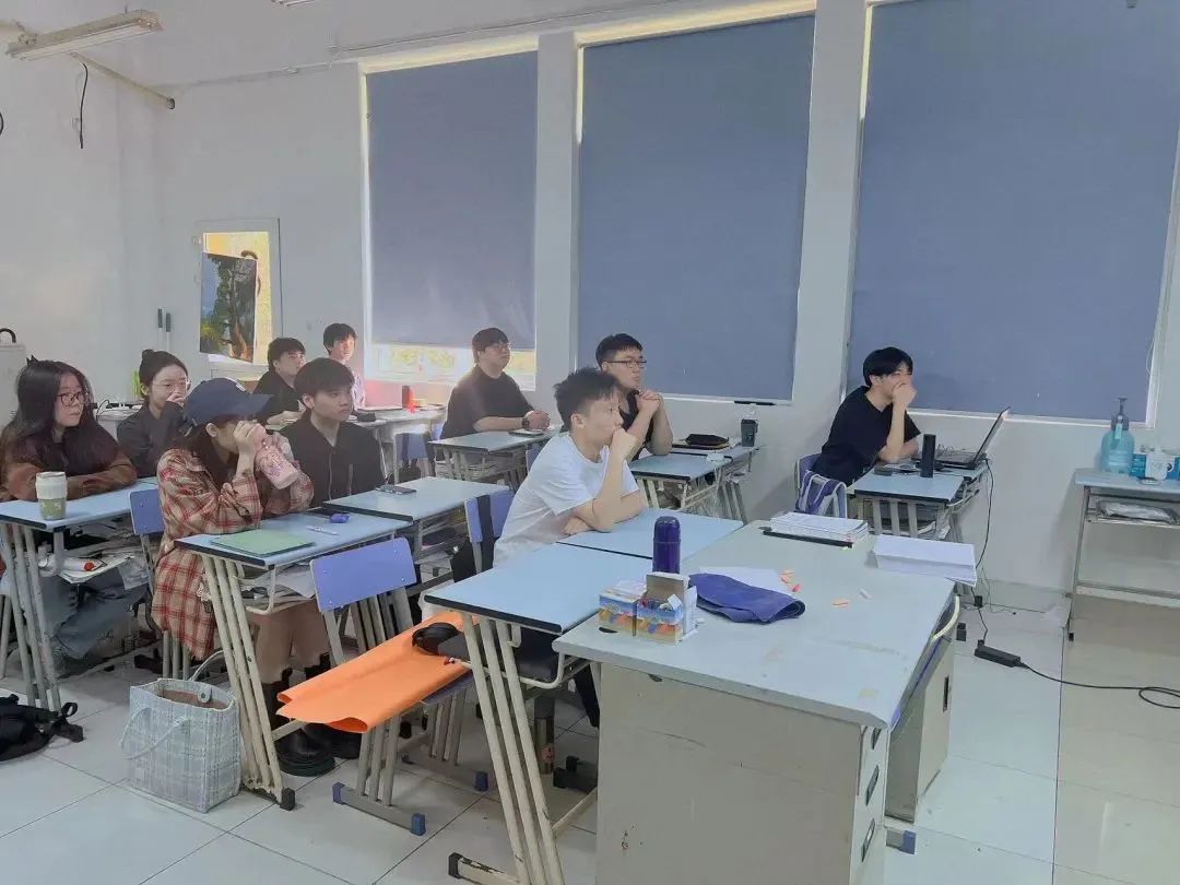 中加枫华国际学校学习“周恩来楷模精神”系列活动回顾                