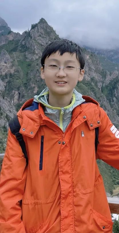 上海市西南位育中学科技月系列二：优秀机器人战队                