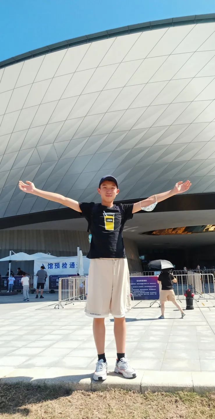 上海市西南位育中学科技月系列二：优秀机器人战队                