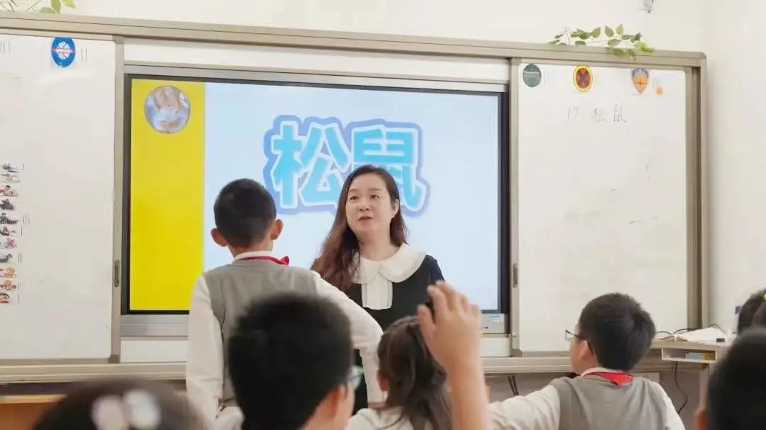 德英乐实验学校与上海浦东新区民办万科学校开展联合教研活动                